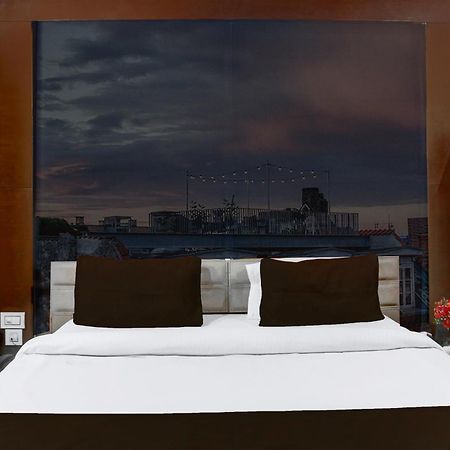 Hotel Super Collection O Railway Station Road Near Clock Tower Ludhiana Exterior foto